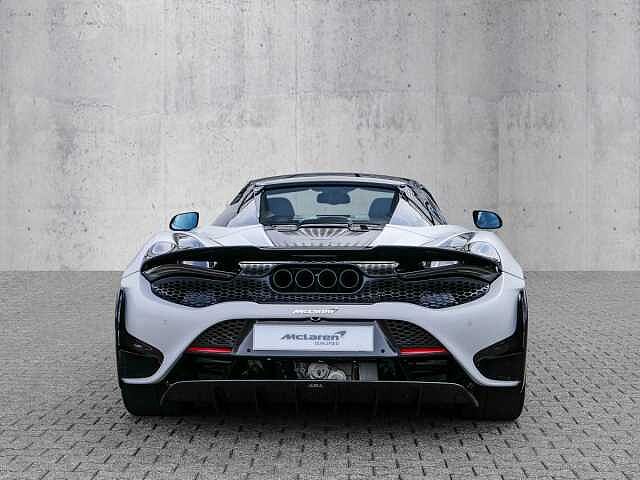 765LT Spider
