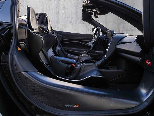 765LT Spider