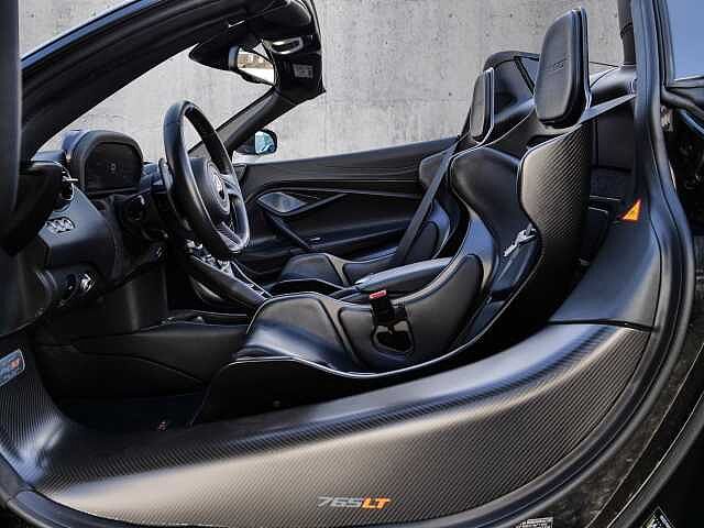 765LT Spider