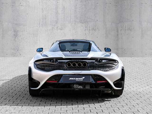 765LT Spider