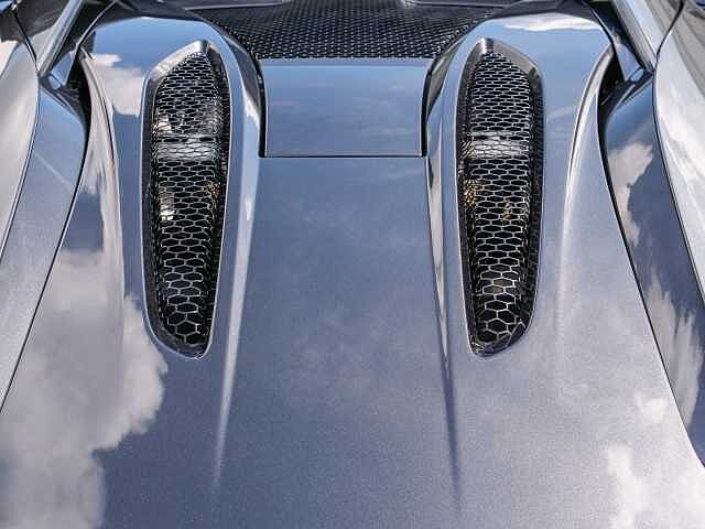 570S