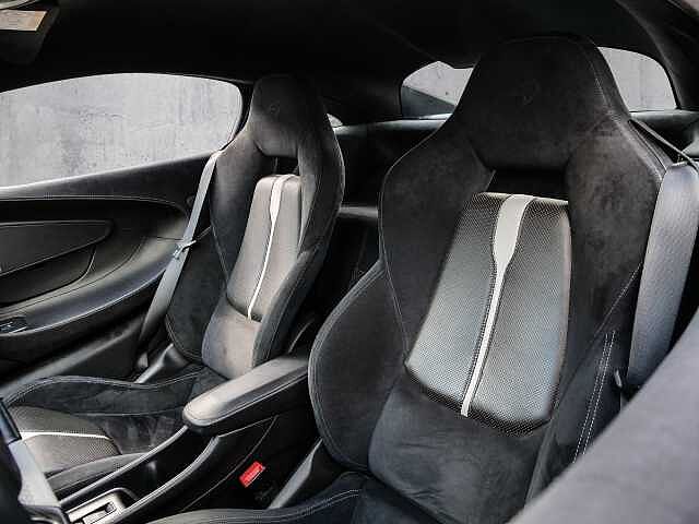 570S