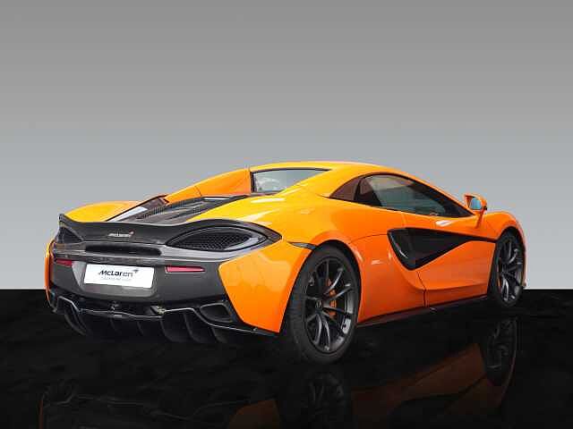 570S Spider