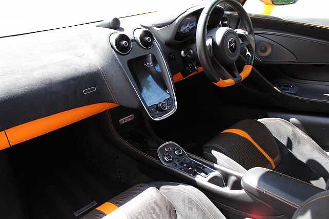 570S Spider