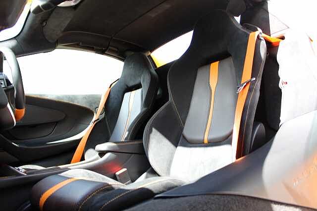 570S Spider
