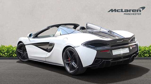 570S Spider