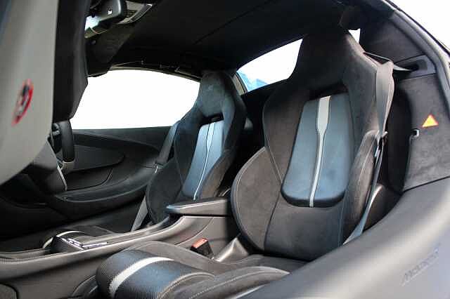 570S Spider