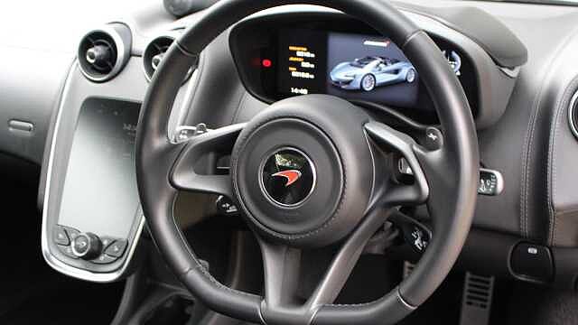570S Spider