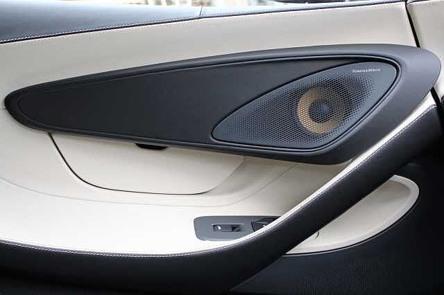 570S Spider