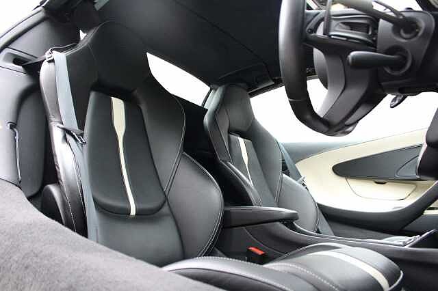 570S Spider