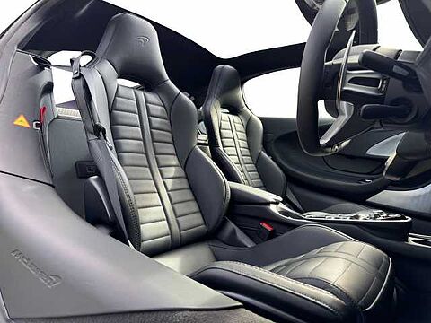 mclaren-vehicle-image