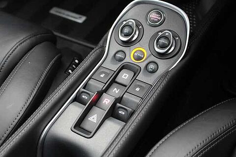 mclaren-vehicle-image