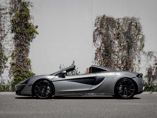 570S Spider