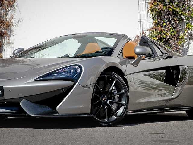 570S Spider
