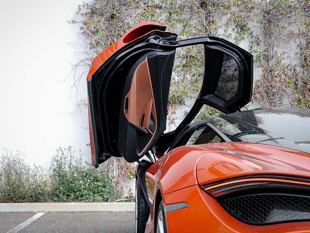 720S