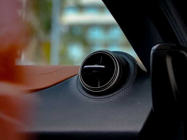 720S