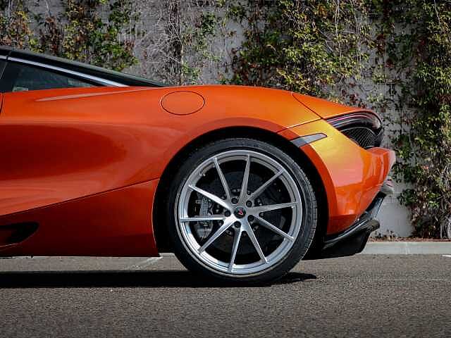 720S