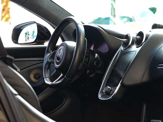 570GT
