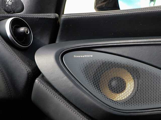 570GT
