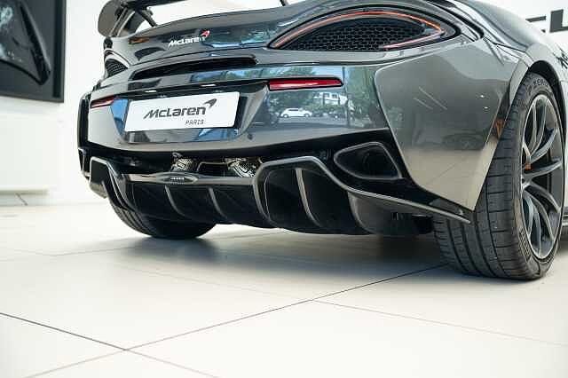 570S Spider
