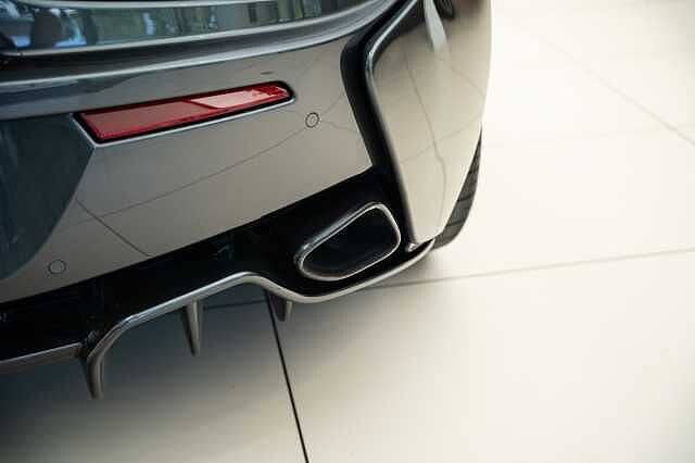 570S Spider