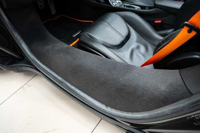 570S Spider