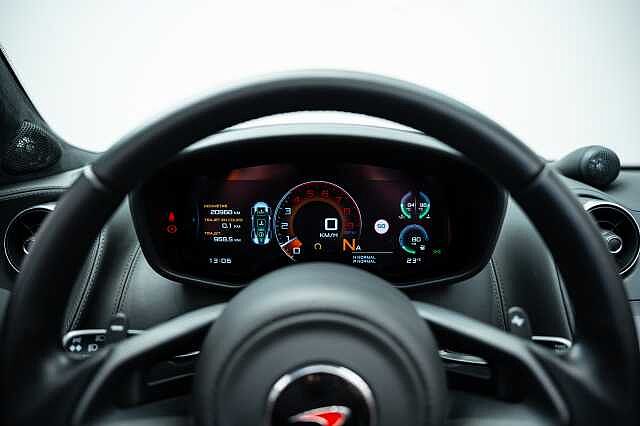 570S Spider