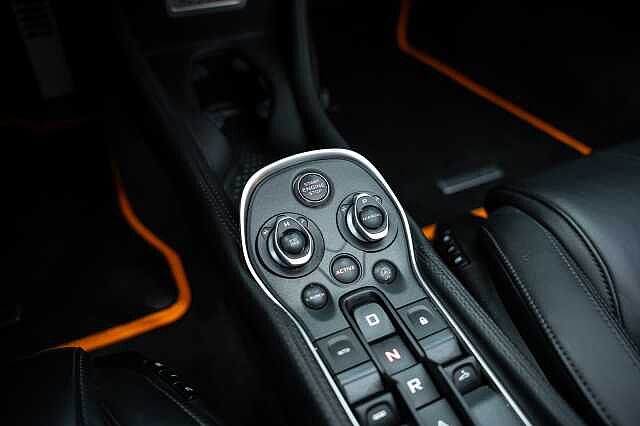 570S Spider