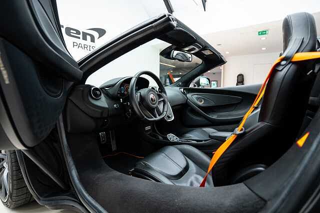 570S Spider