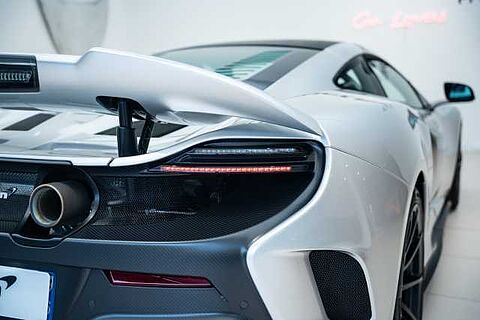 mclaren-vehicle-image