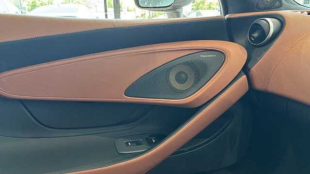 570GT