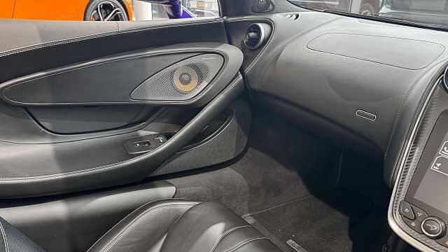 570S Spider
