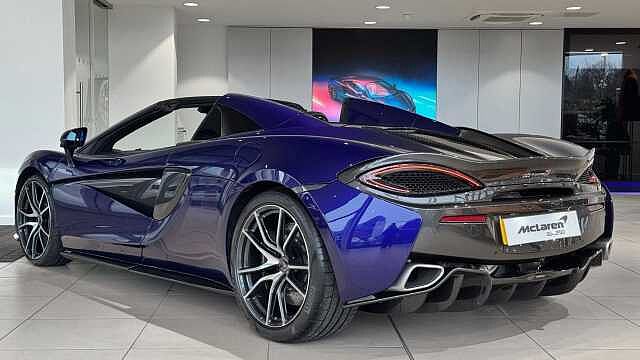 570S Spider