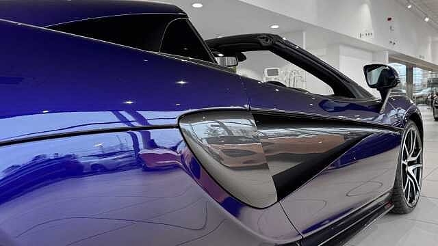 570S Spider