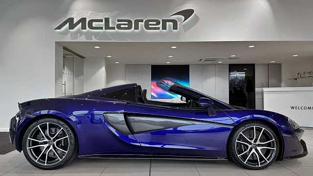 570S Spider