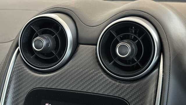 570S