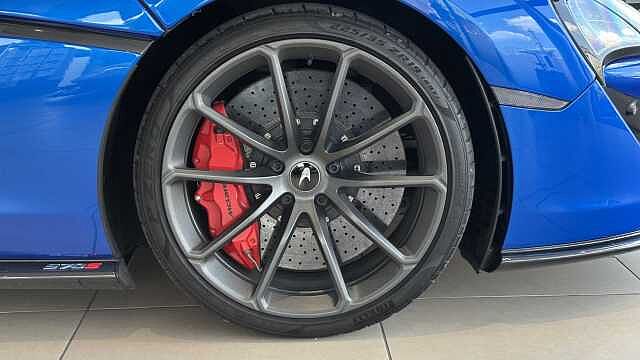 570S