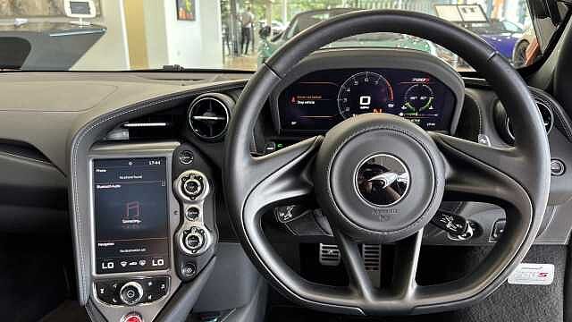 720S