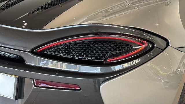 570S Spider