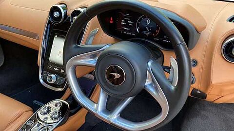 mclaren-vehicle-image