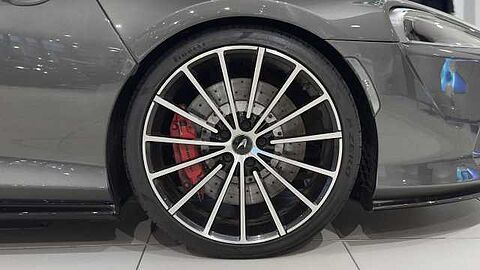 mclaren-vehicle-image