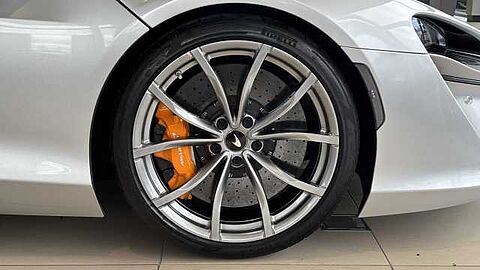 mclaren-vehicle-image