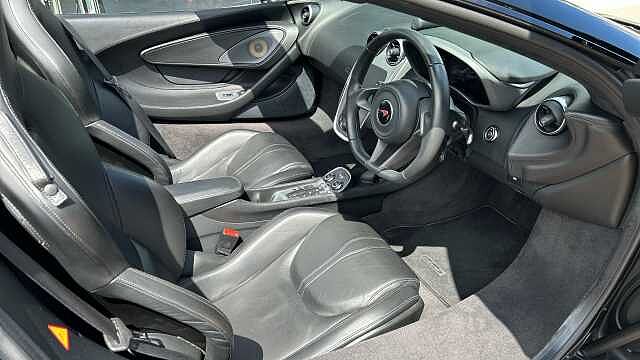 570S Spider
