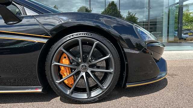 570S Spider