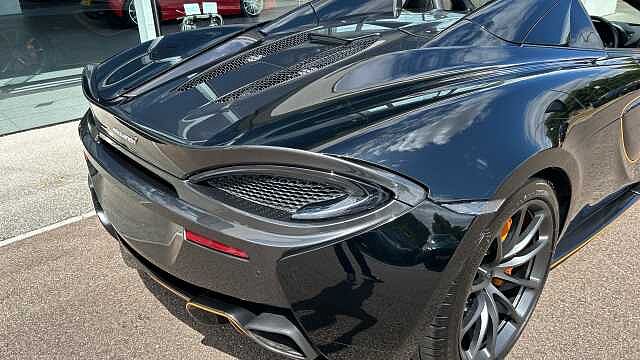570S Spider