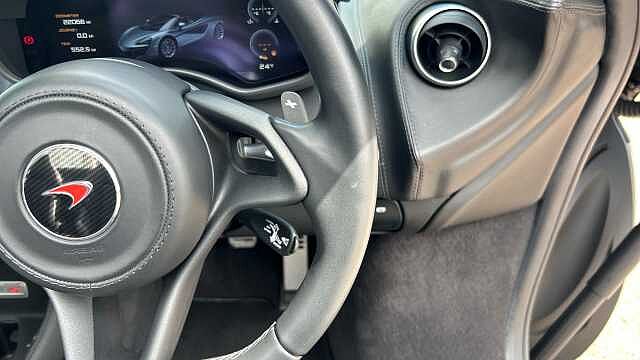 570S Spider