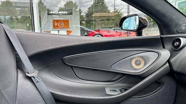570S Spider