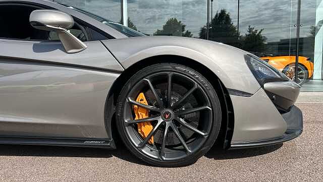 570GT