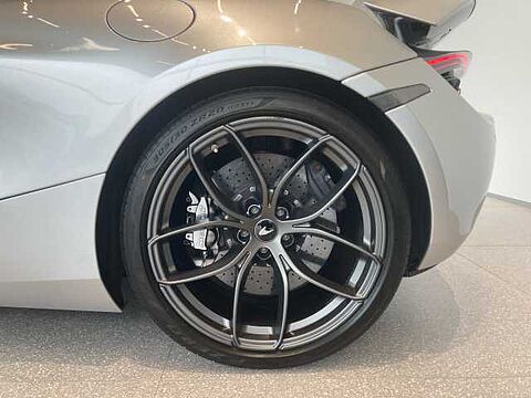 mclaren-vehicle-image
