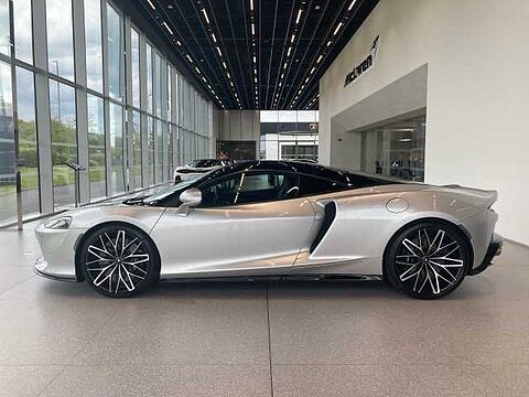 mclaren-vehicle-image